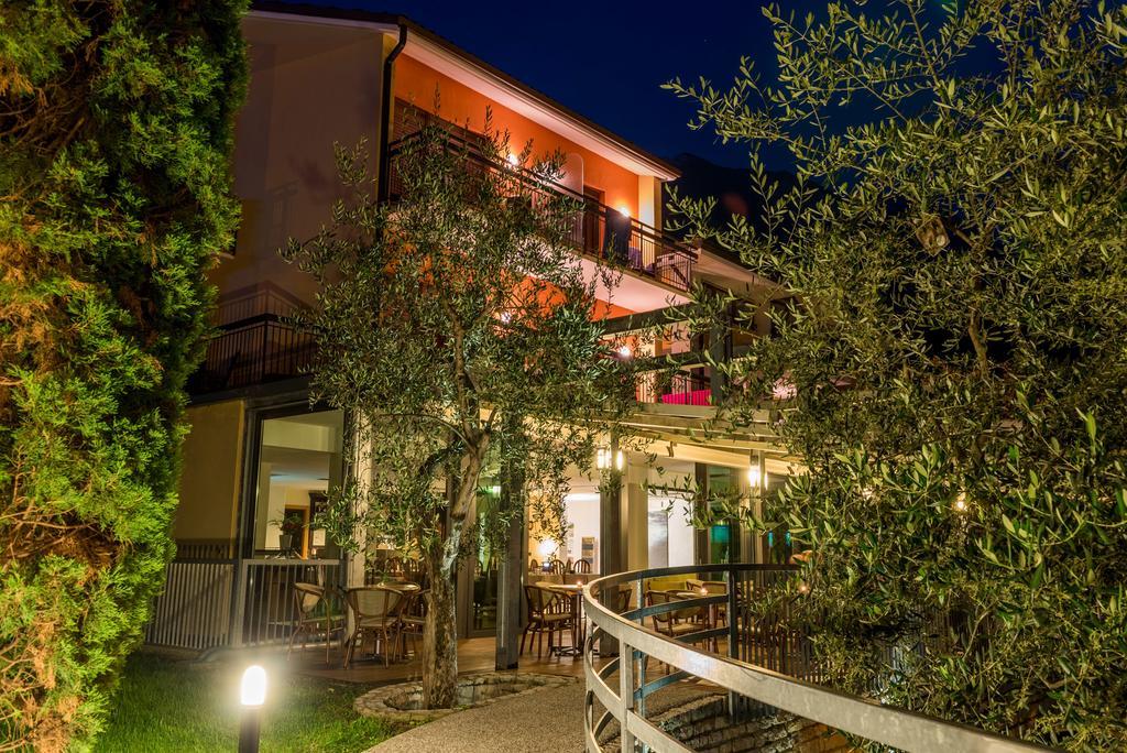 Hotel Catullo Malcesine Exterior foto