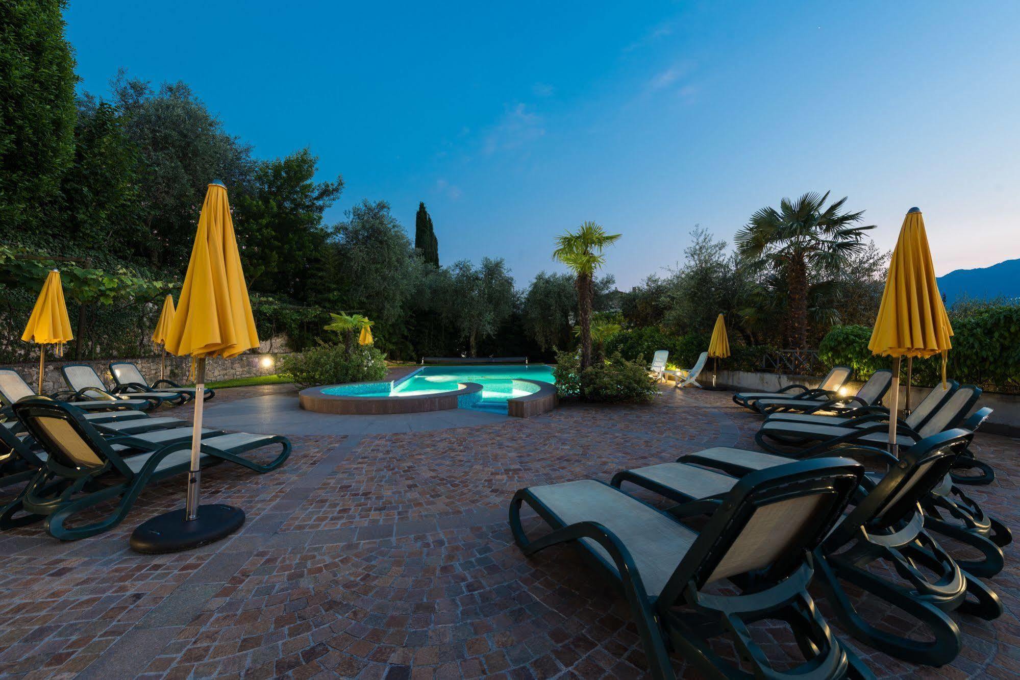 Hotel Catullo Malcesine Exterior foto